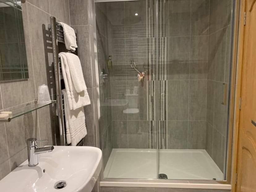 Victoria Hotel 커콜디 외부 사진